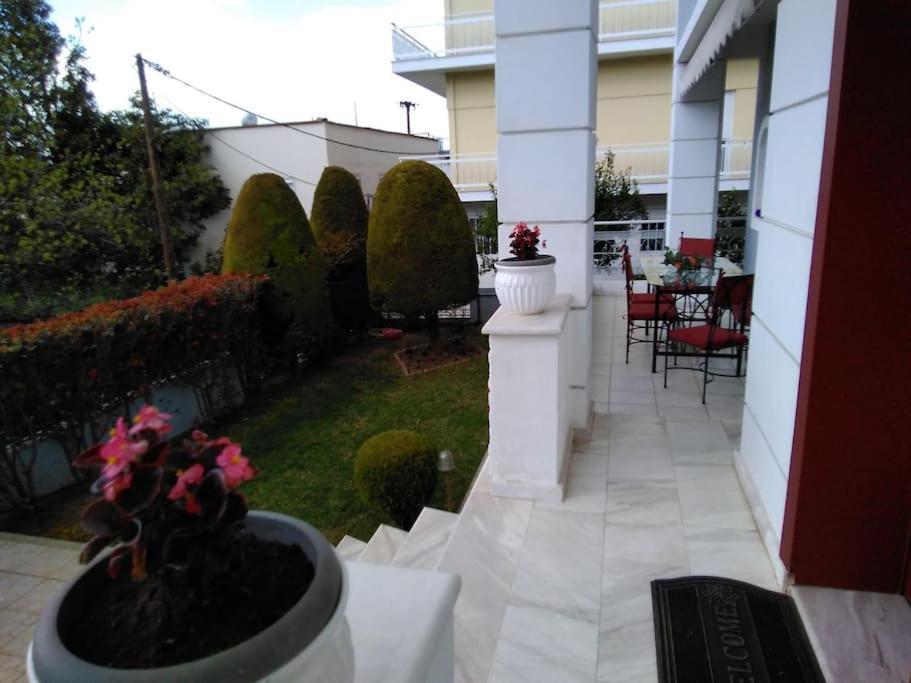 La Maison De Catherine Volos Exterior photo